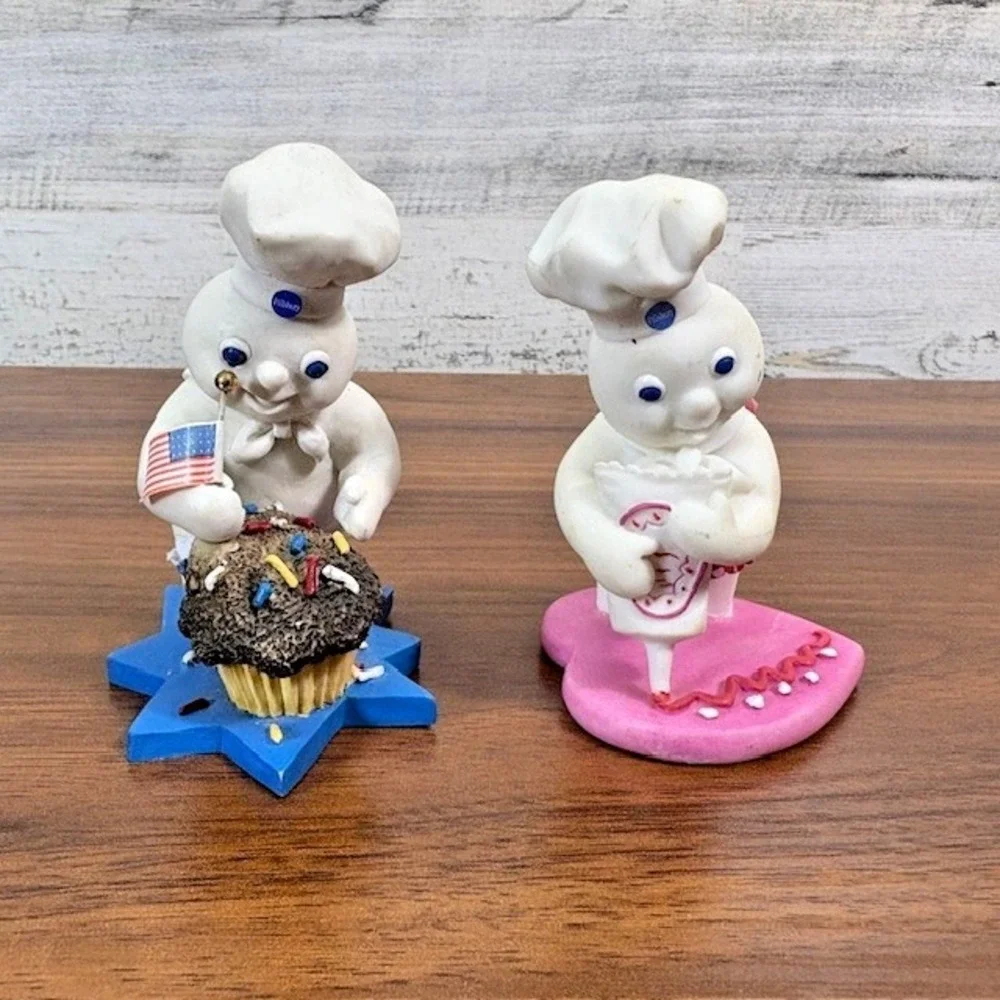 Danbury Mint Pillsbury Doughboy Perpetual Calendar Figurine  Lot of 2 1997